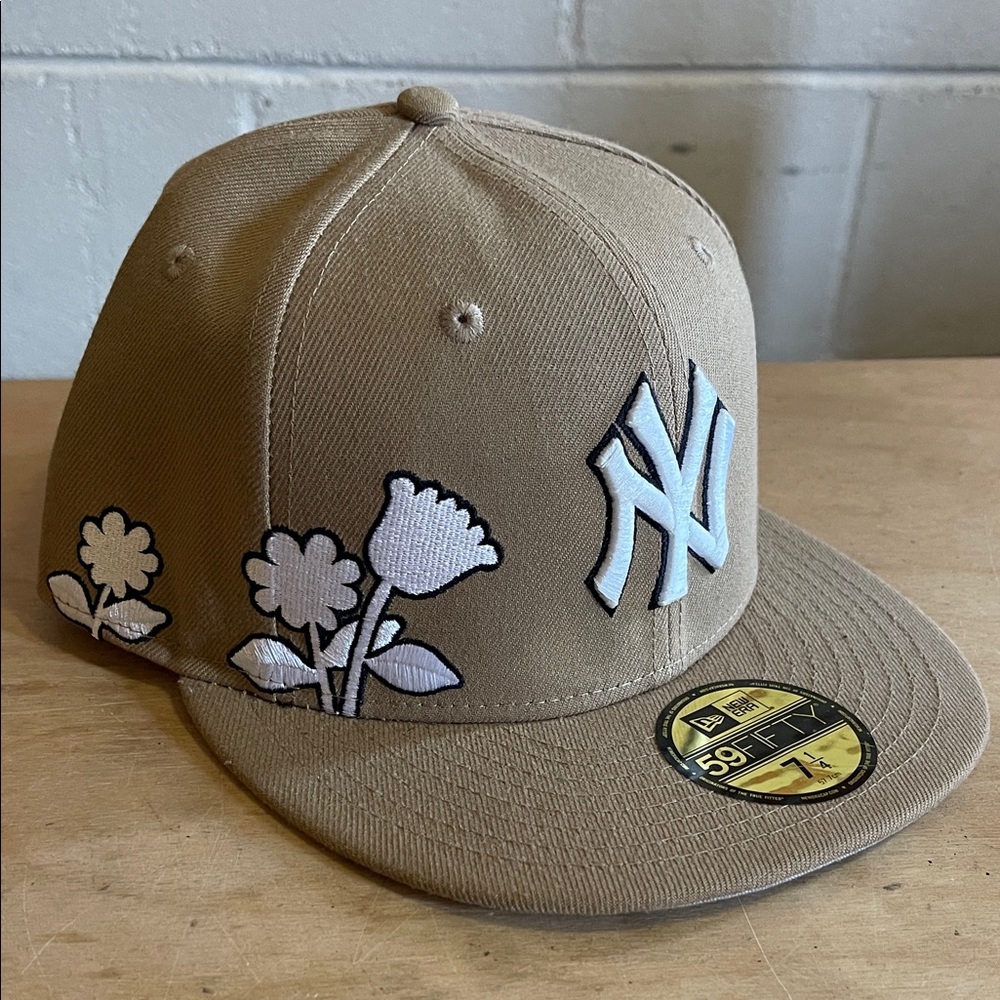 Kith New Era NY Baseball Cap with Floral Design
